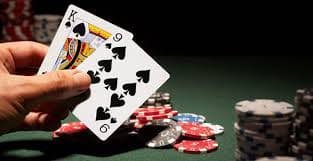 Antarmuka live chat dukungan pelanggan merak 123 dengan agen siap membantu
